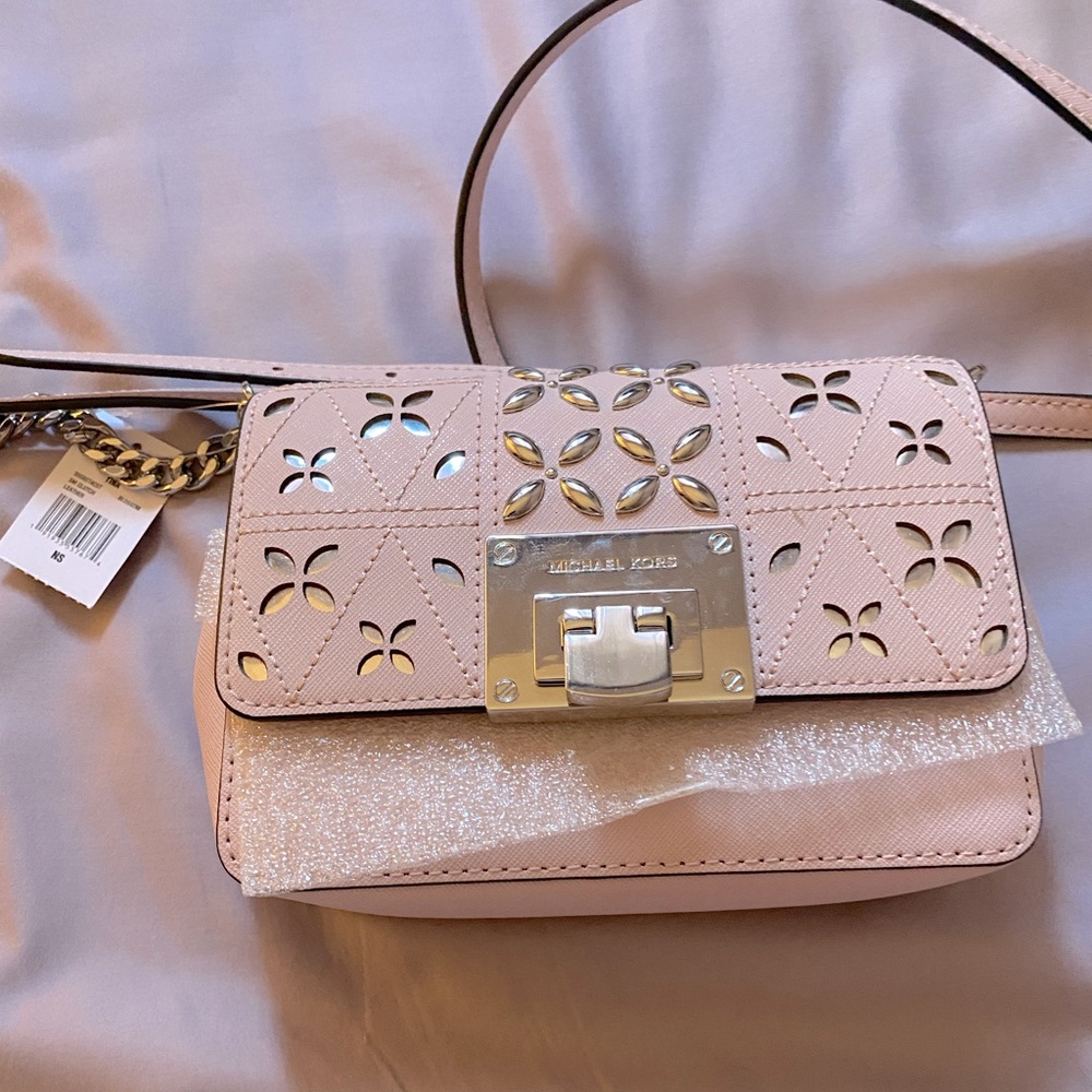 Michael Kors Small Leather Crossbody purse
